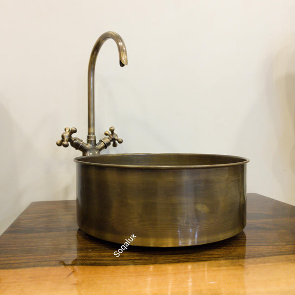 Handcrafted Brass Sink – Oil-Rubbed Bronze Finish