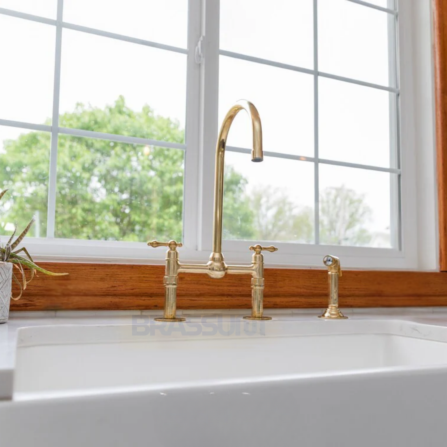 Solid Brass Bridge Kitchen Faucet with Side Sprayer